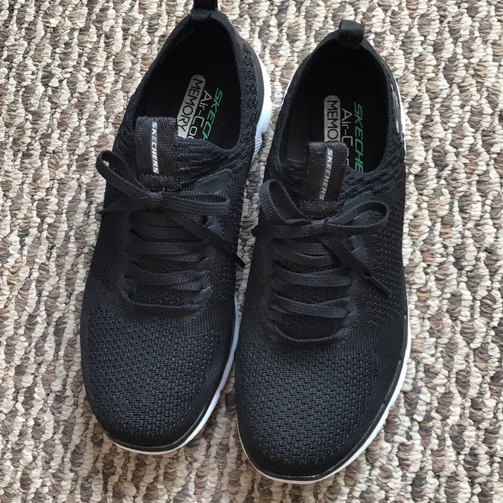 Skechers Sneakers Never worn